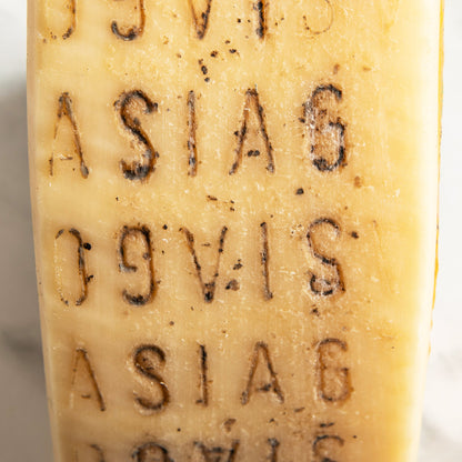 Asiago d'Allevo Oro del Tempo DOP Cheese